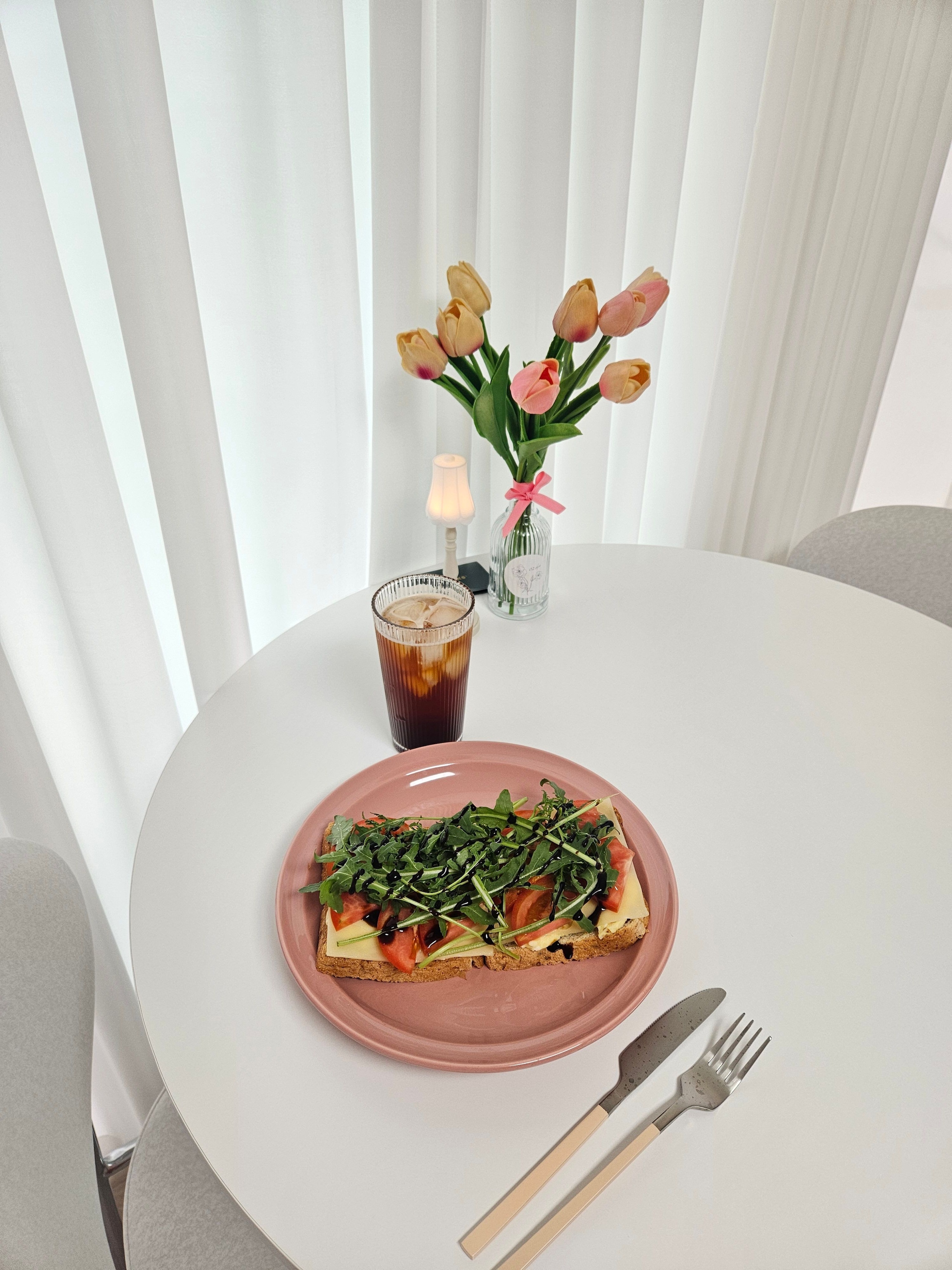 Seoul Minimalist Matte Fork & Knife Set for 2 (4-Piece) user photo